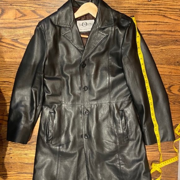 The Old Mill Vintage Leather Jacket - Picture 8 of 10